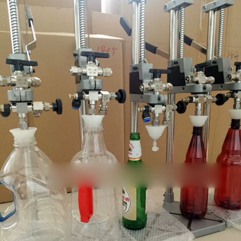 Machine manuelle de pressage d - Wine Beer And avis et prix