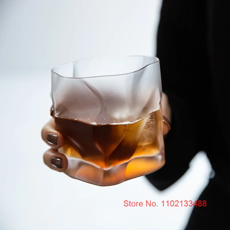 Verre à whisky irrégulier en c - Wine Beer Tasting avis et prix